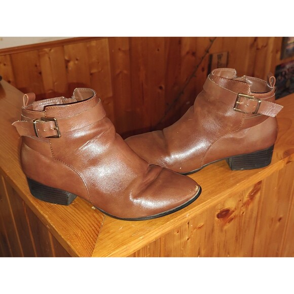 Forever 21 Women's Brown quarter ankle boots size 10 side zip-up buckle - Picture 2 of 6